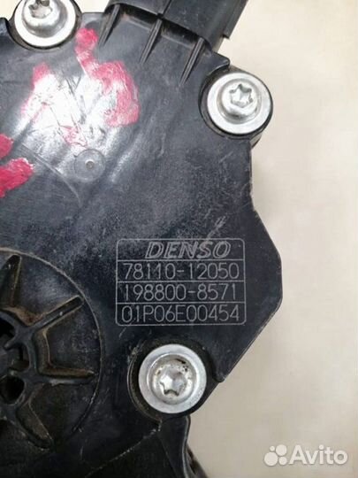 Педаль газа Toyota Auris E15