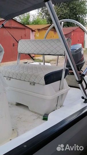 Американская лодка White Cap 155