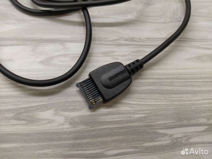 Кабель с разъемом от зарядки Сименс