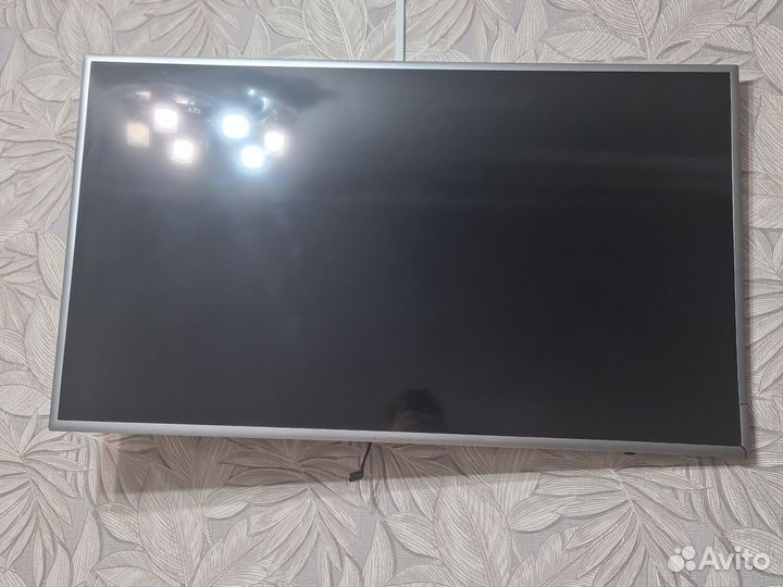 Телевизор samsung