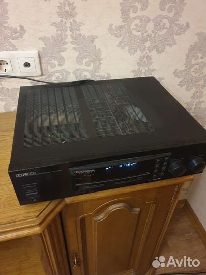 Ресивер Kenwood KR-V6090