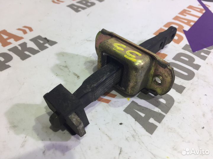 Ограничитель открытия передней двери Прав