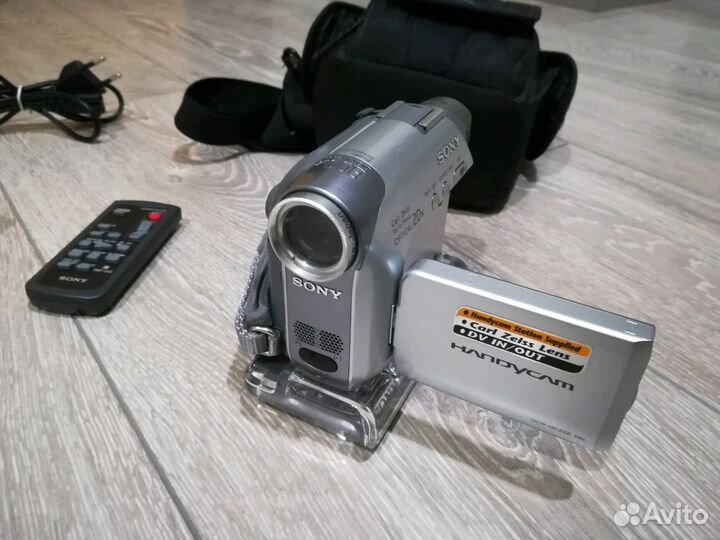 Видеокамера sony DCR-HC22E