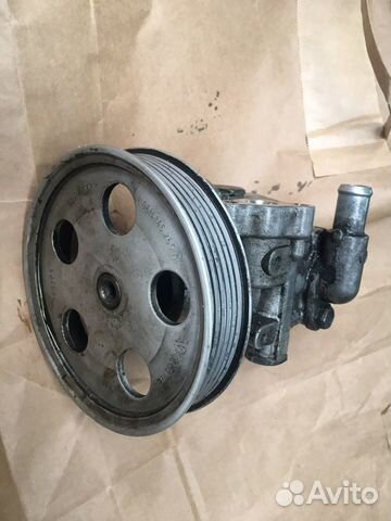 Насос гур Audi 8k0145153F