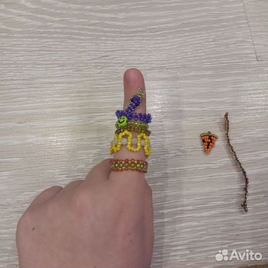 Украшения из бисера