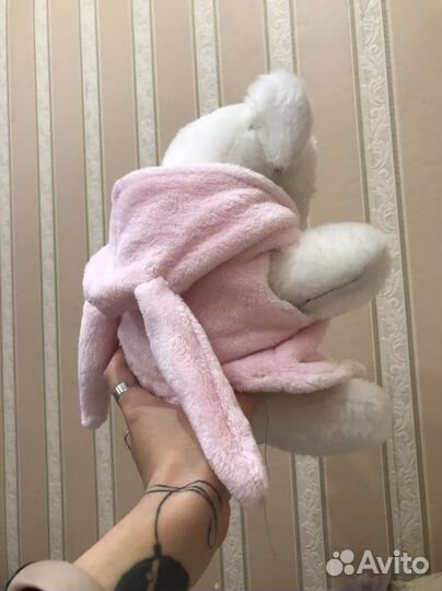 Зомби мишка в жилете зайца