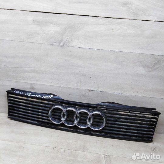 Решётка радиатора Audi 80 B3