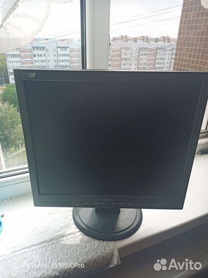 Монитор Philips