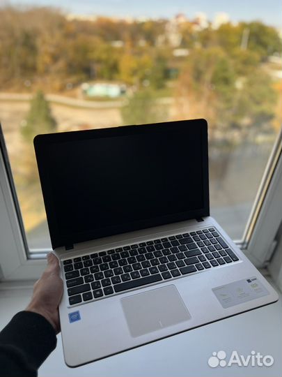 Ноутбуки asus D540M