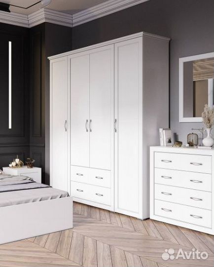 Шкаф белый на 4 двери высокий 225х184х55