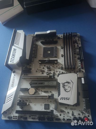 Ryzen 7 1700X + MSI x370 Titanium