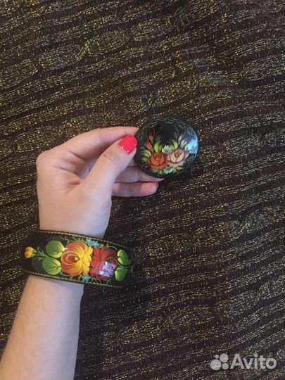 Браслет и брошь