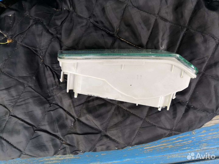 Фонарь заднего хода на лексус GX 470