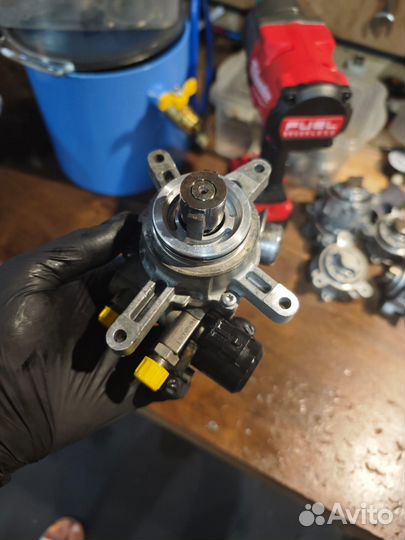 Топливный Насос тндв Porsche 4.8 атмосферный