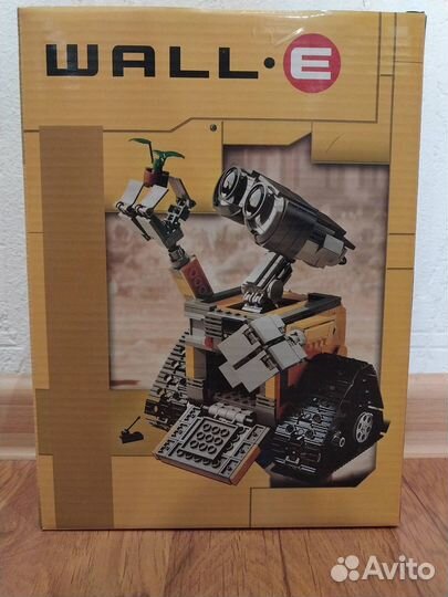 Lego (аналог) Робот Валли 687дет