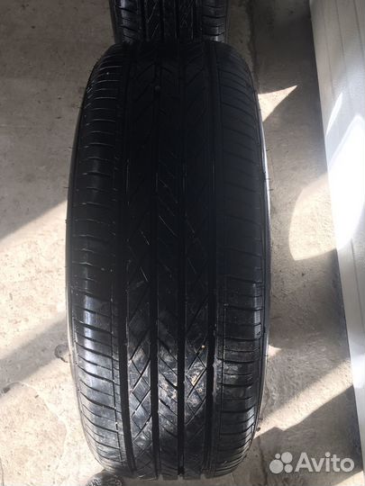 Tracmax X-Privilo H/T 215/60 R17