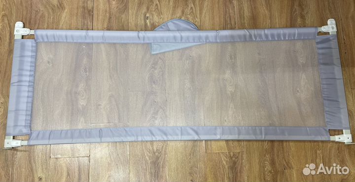 Защитный бортик для кровати momvision