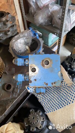 Гидрозамок цилиндра fx tadano