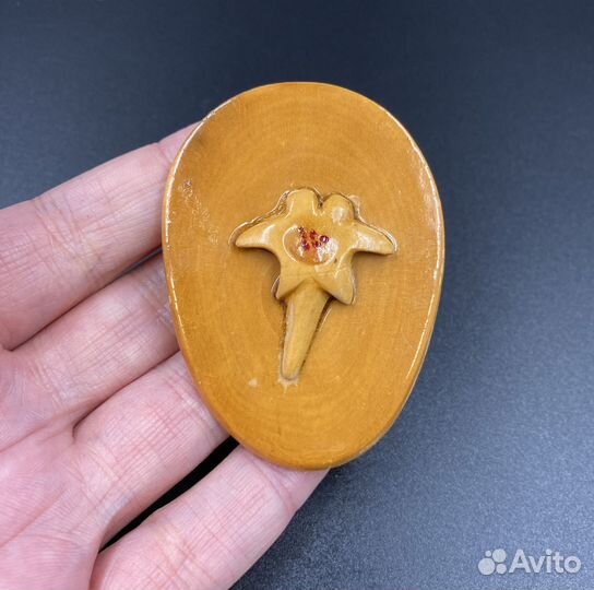 Деревянная брошь лилия винтаж