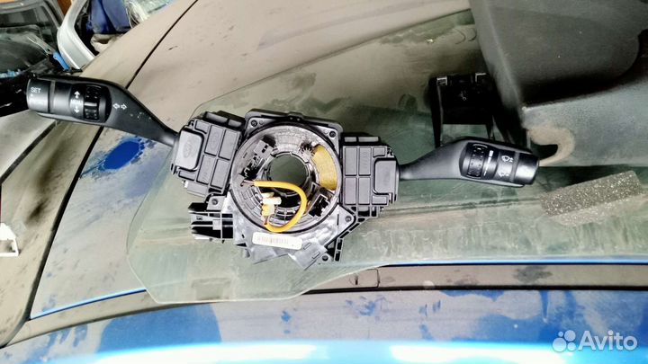 Подрулевой переключатель фокус 2 зборе 1.8 МКПП