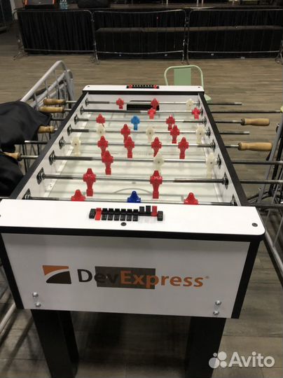 Настольный футбол кикер