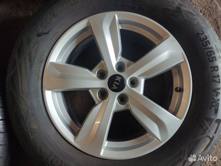 R17 Continental ContiEcoContact 6 235/65, PCD 5x114.3 DIA 67.1