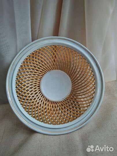 Сухарница, фруктовница, конфетница