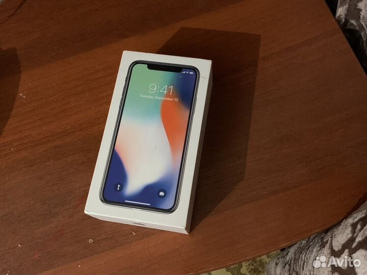 Коробка от iPhone X