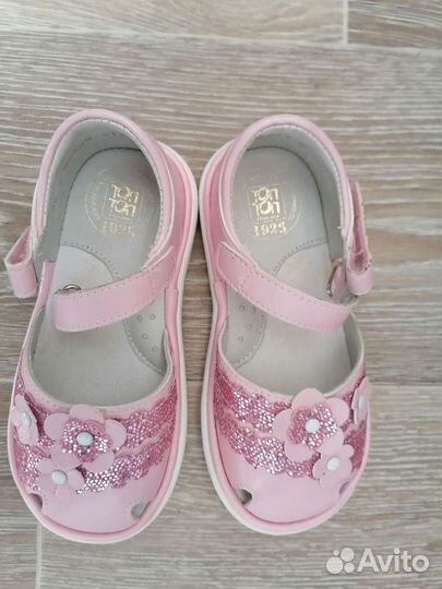 Туфли для девочки