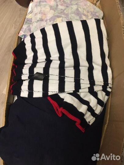 Коробка женских вещей 44 размера