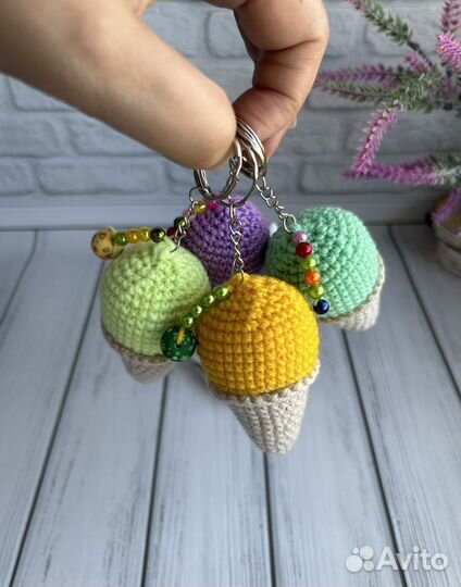 Вязаное мороженое брелок