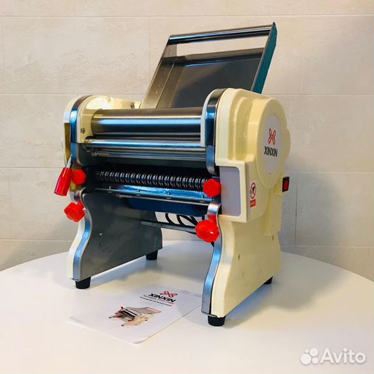 Тестораскатка xinxin dhh 240c. Тестораскатка-лапшерезка xinxin dhh-240c. тестокаталка лапшерезка электрическая xinxin dhh 240. тестораскатка viatto uc-5001.