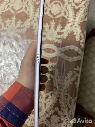 iPad pro 9.7 дюймов 128 GB