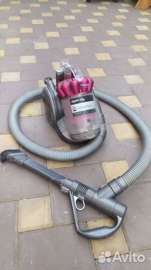 Пылесос Дайсон city