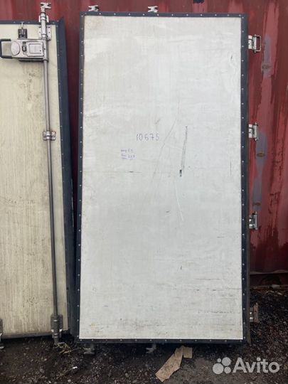 Дверь термобудки Man