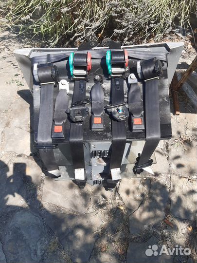 Комплект ремней безопасности mazda familia 1997 г