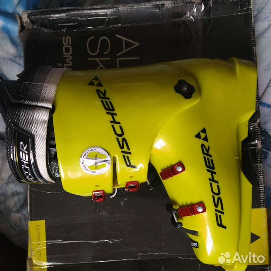 Горнолыжные ботинки Fischer soma RC4 140 26.5