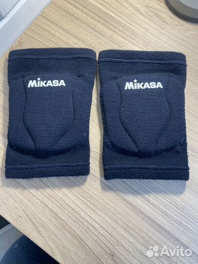 Наколенники