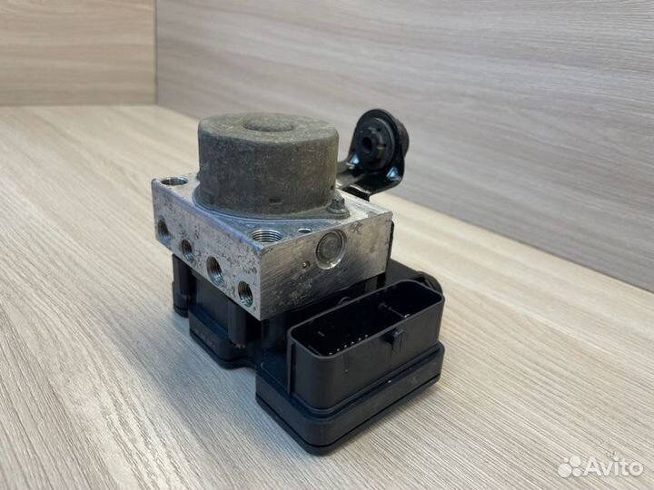 Блок ABS Volkswagen Polo