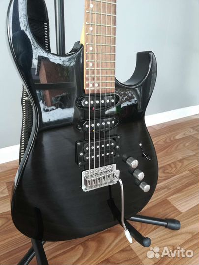 Электрогитара Signature series