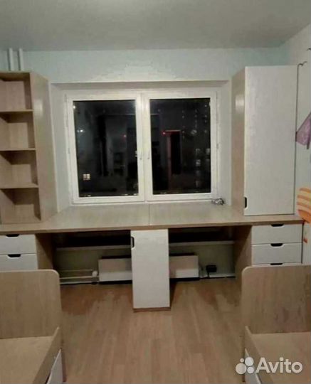 Рабочая зона у окна