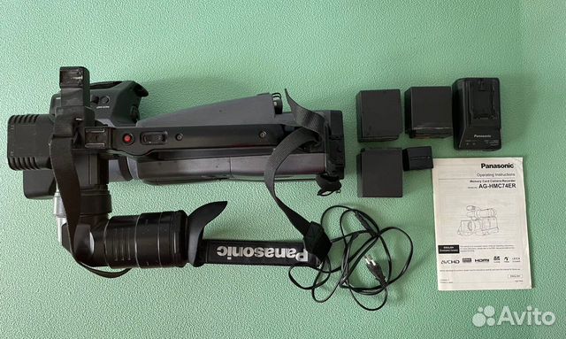 Профессиональная видеокамера Panasonic AG-HMC74