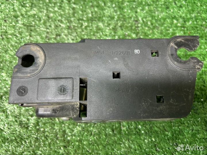 Ручка внутренняя задняя левая Ford Focus 2