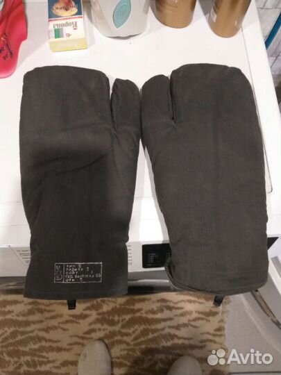 Рукавицы меховые трёхпалые