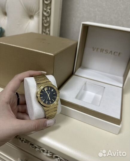 Наручные часы versace