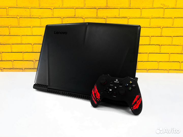 Игровые ноутбуки Lenovo / IPS / 1050