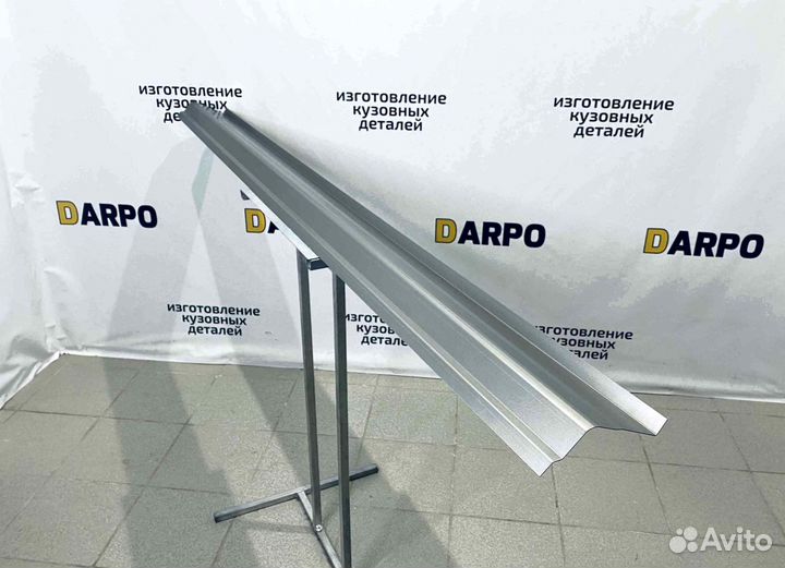 Пороги для Honda C-RV 2 II (2001–2006)