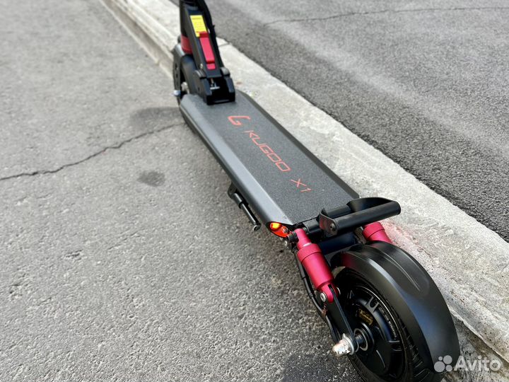 Электросамокат в идеальном состоянии