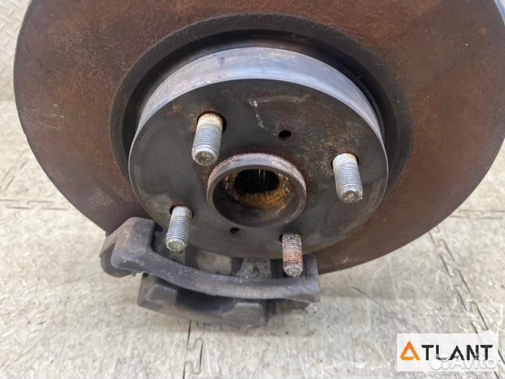 Ступица передняя правая toyota spade