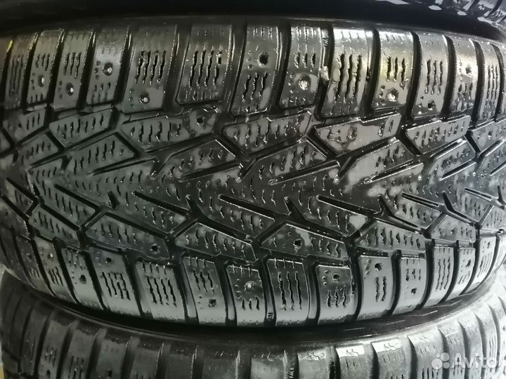 Nokian Tyres Hakkapeliitta 7 215/55 R17 98T